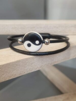Bracelet homme cuir rond noir et perle yin et yang