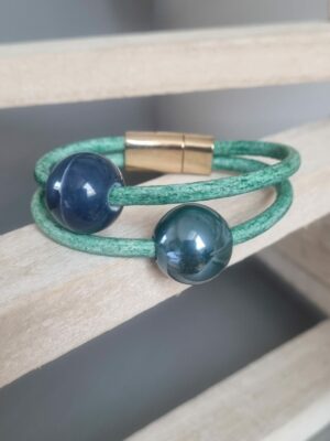 Bracelet femme cuir rond vert et perles céramiques bleu et verte