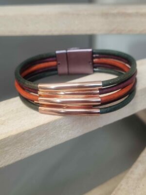 Bracelet en cuir rond multi couleur et tubes or rosé
