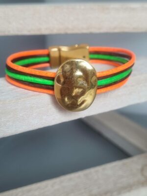 Bracelet femme en cuir rond 2mm orange, vert et marron, passant martelé doré