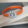 Bracelet femme cuir orange et fermoir fleur