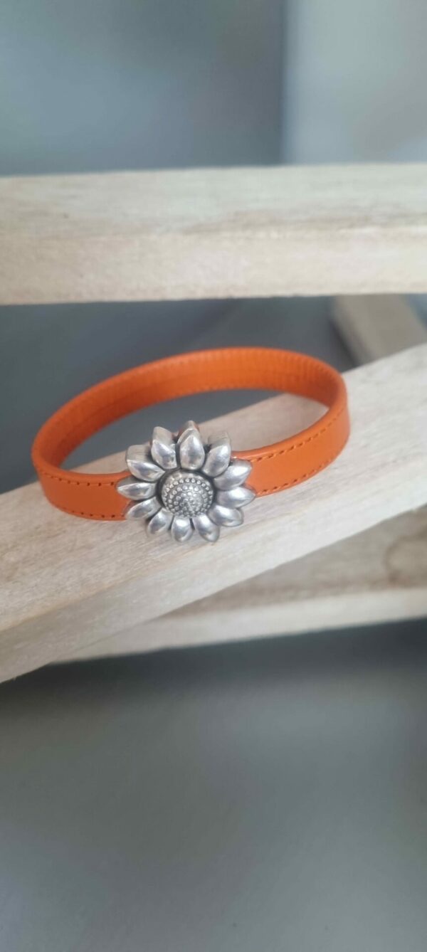 Bracelet femme cuir orange et fermoir fleur