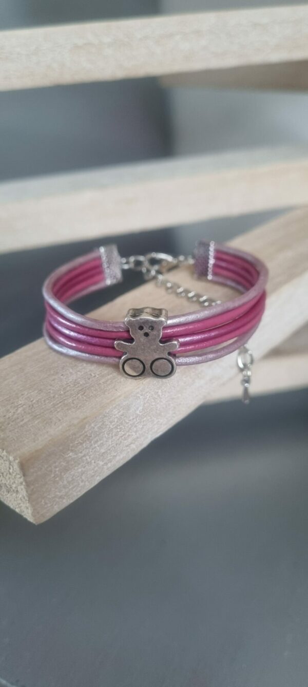 Bracelet enfant en cuir rond rose et gris et ourson argenté