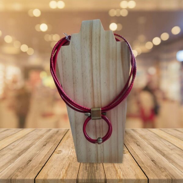 Collier femme en cuir rond rouge et perles bronze